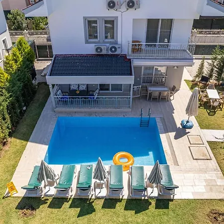 Ekiz Villa