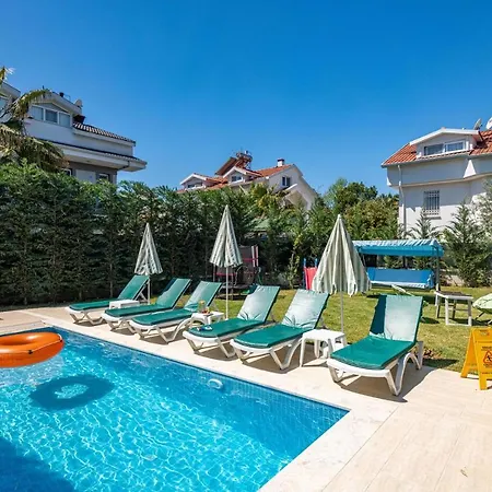 Ekiz Villa *