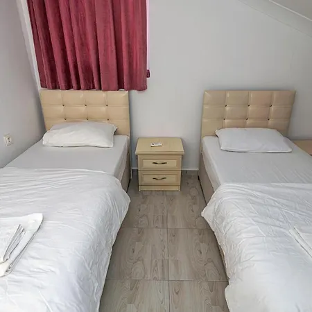 Ekiz Villa